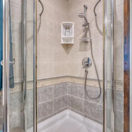 Villa Stunning 2br With Pool *