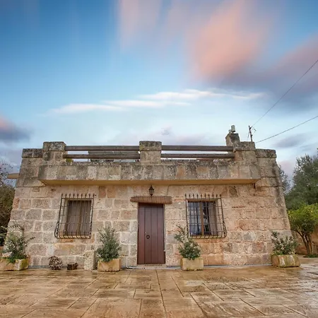 Villa Stunning 2br With Pool