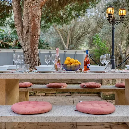 Stunning 2br With Pool Villa *