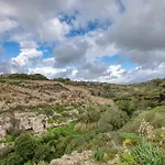 Stunning 2br With Pool L-Imgarr