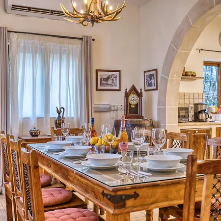 Stunning 2br With Pool * L-Imgarr