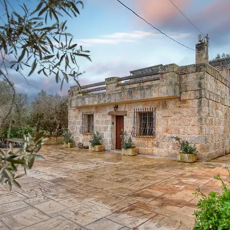 Stunning 2br With Pool * L-Imgarr