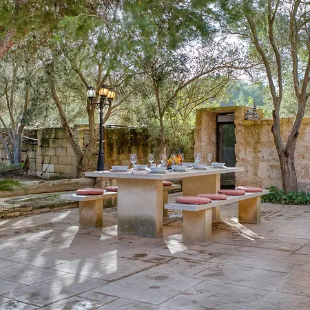 Villa Stunning 2br With Pool
