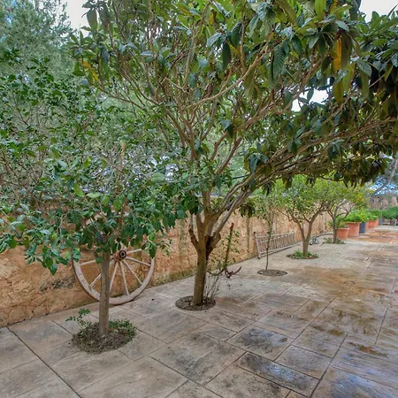 Stunning 2br With Pool