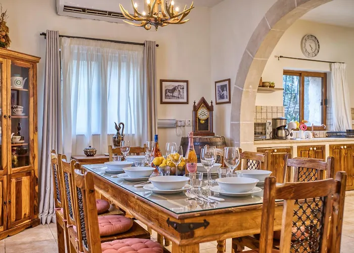 Stunning 2br With Pool * L-Imgarr