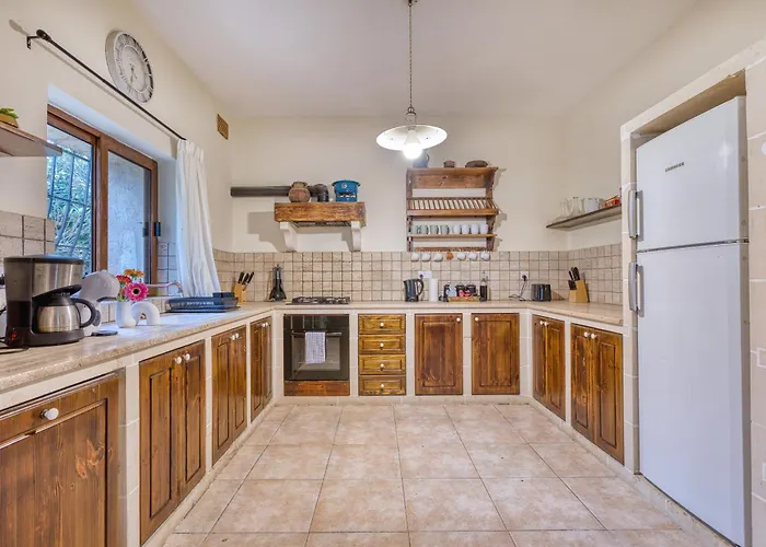 Βίλα Stunning 2br With Pool *