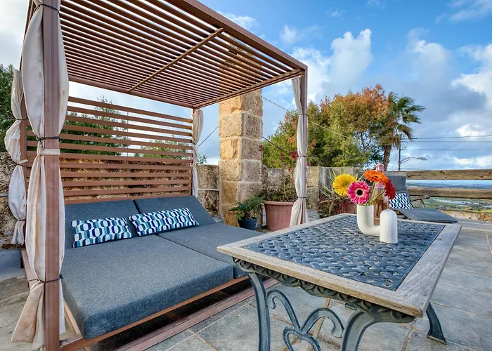 Βίλα Stunning 2br With Pool L-Imgarr